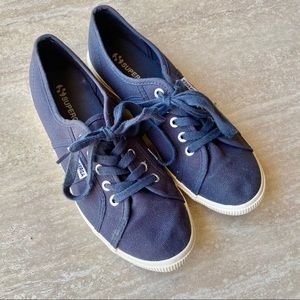 CLOSET CLOSING Superga Classic sneaker in dark blue